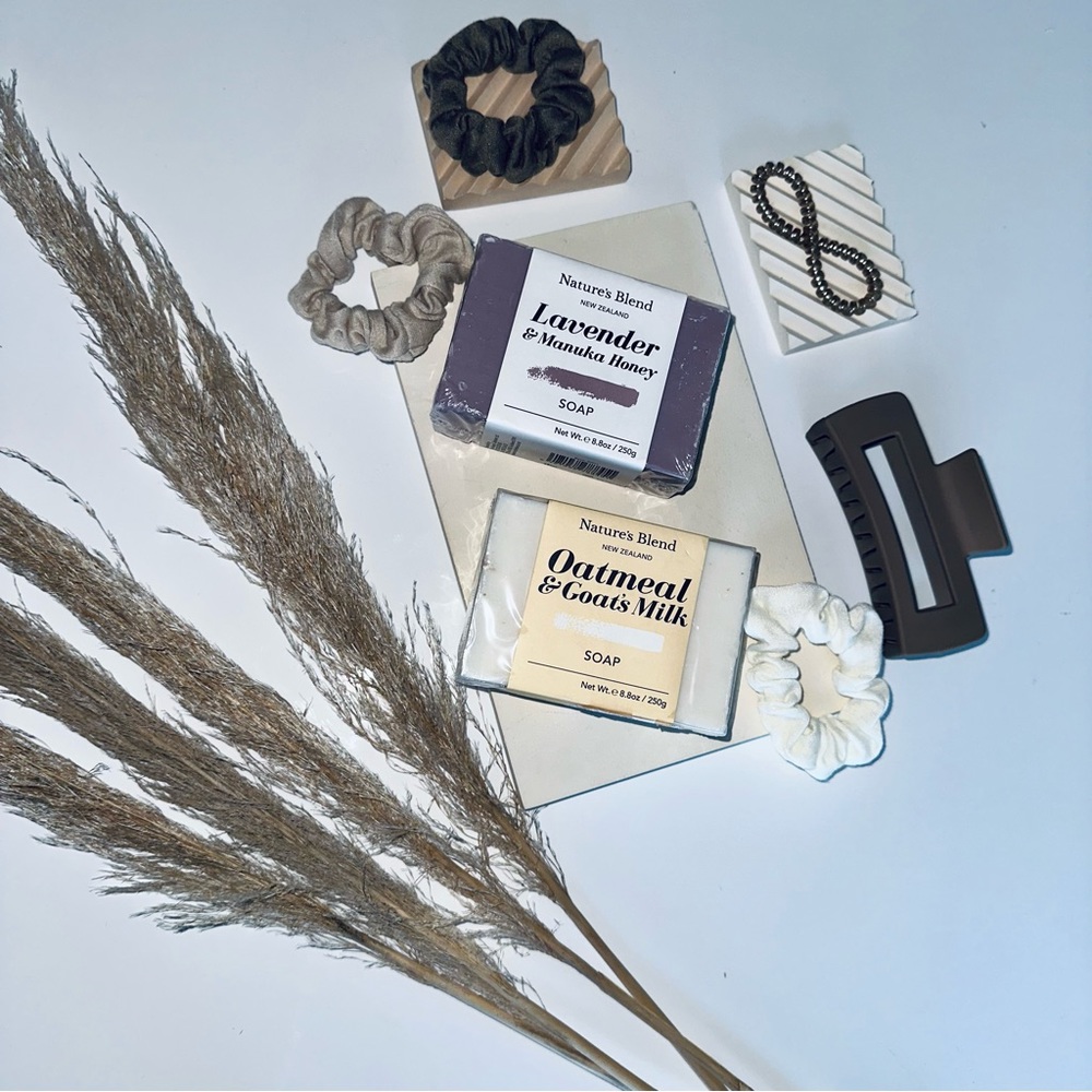 NATURES BLEND Lavender & Manuka Honey + Oatmeal & Goats Milk Soap Bars